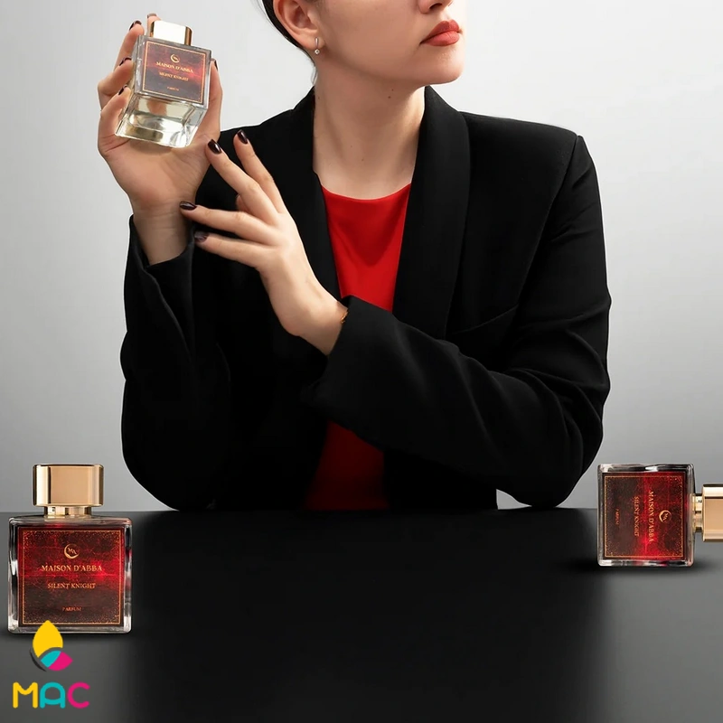 10 تفاوت ادکلن اصل و تقلبی | راهنمای جامع تشخیص عطرهای اورجینال 6 10 تفاوت ادکلن اصل و تقلبی | راهنمای جامع تشخیص عطرهای اورجینال